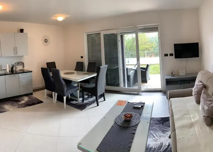 Meli Maisonette Apartments
