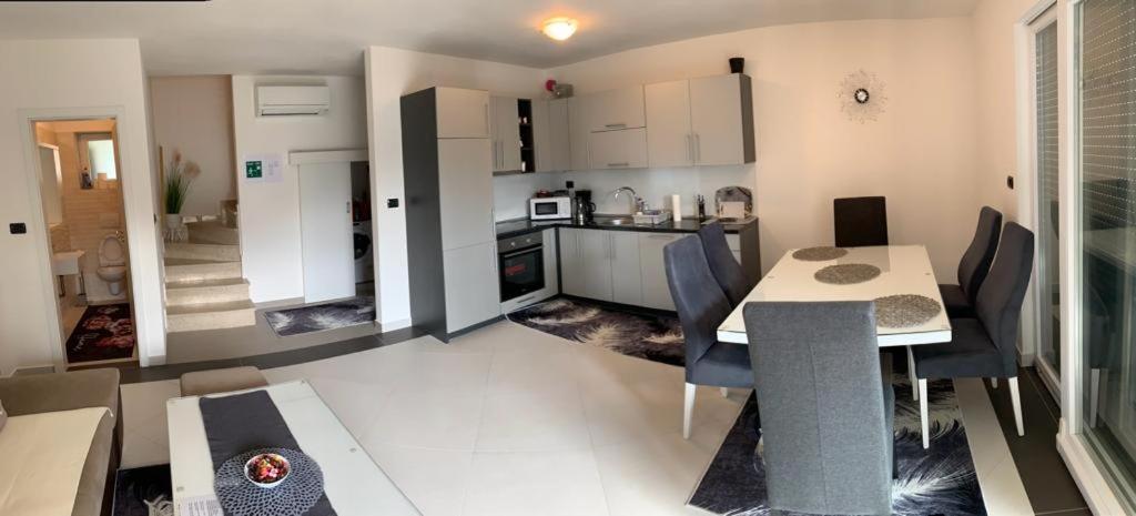 Meli Maisonette Apartmán Ližnjan
